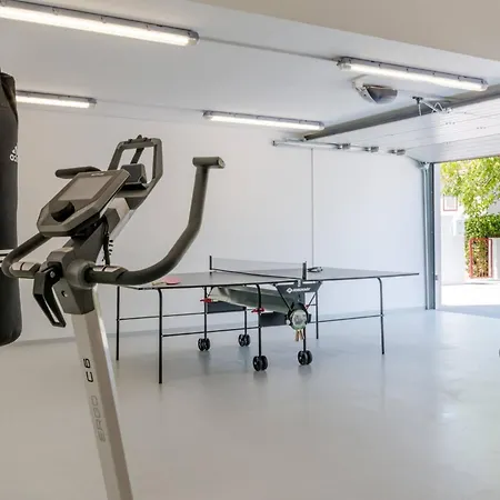 Luxury Pont Infinity Heated Pool Vila Sutivan